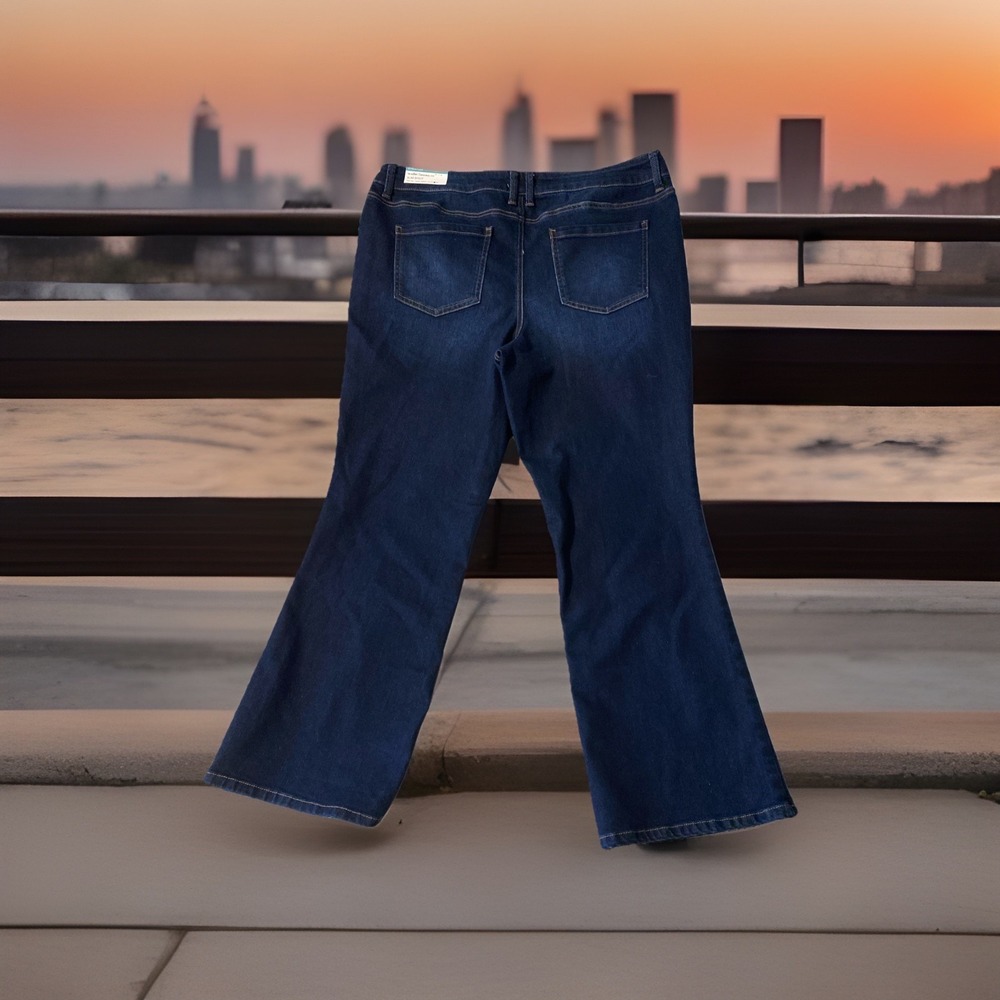 Maurice's Everflex 18 Short Original Fit Slim Bootcut Slits Dark - Picture 2 of 6